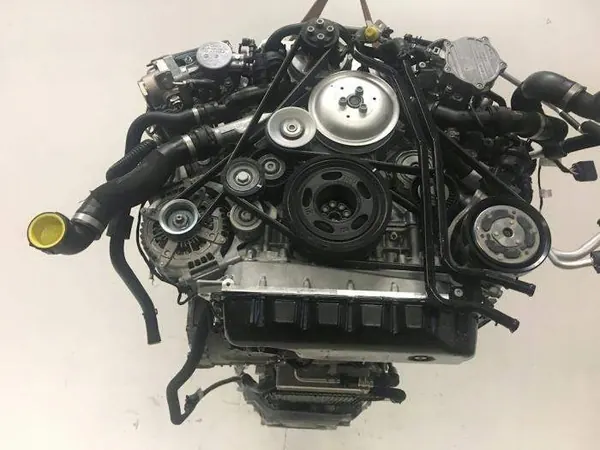 Audi 3.0 TFSI CWG Motor 35km Begagnad image 3
