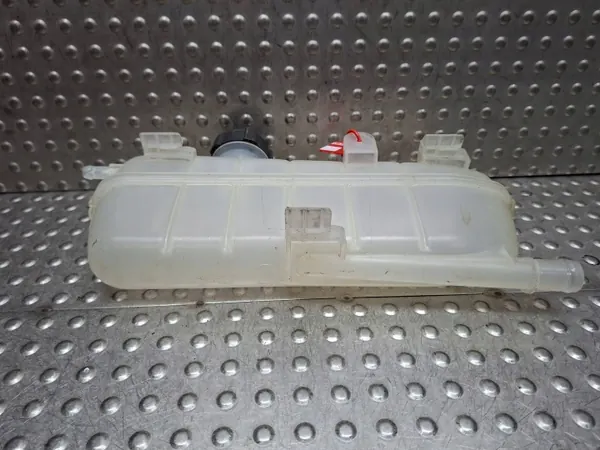 Utjämningstank OEM S26282249 för Renault Zoe II 2019- image 4