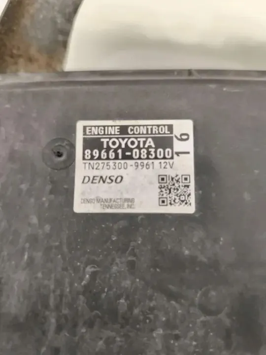 Kit d'allumage Toyota Sienna OEM 8966108300 - 3.46L 2011 image 5