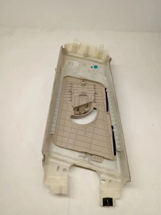 Plafonnier clair Maserati Levante OEM 06700480300 image 7