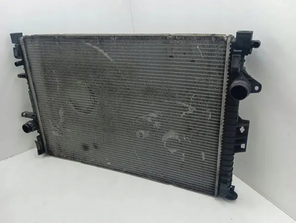 Radiateur d'eau Land Rover Evoque I 2015 OEM AMD111590 image 4