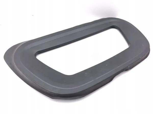 Tesla Model Y 2023 Motorhuvestätsning OEM 149408800C image 3