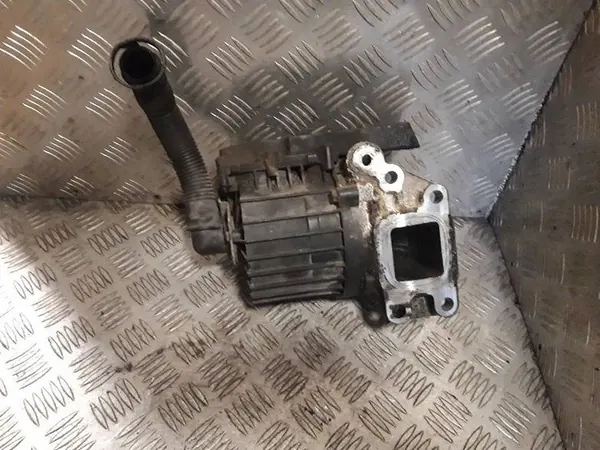 Olieseparator Mercedes Actros MP4 450PK A4720106662 image 3