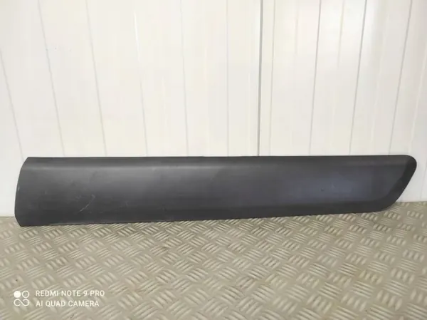 Garniture de porte avant OEM 9682859377 Citroen Berlingo image 2