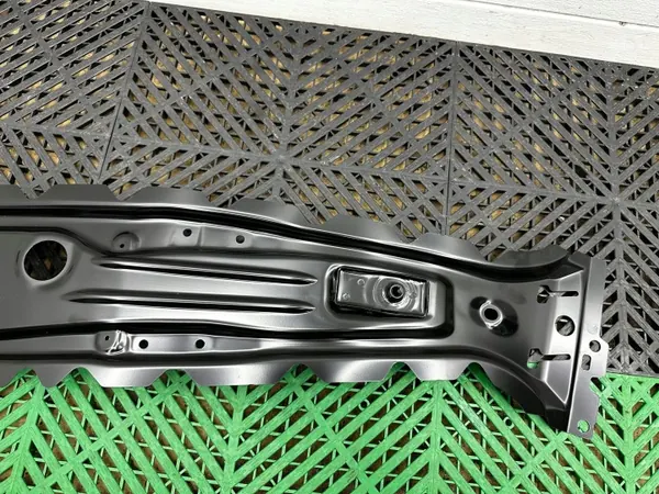 Montant B gauche BMW M3 G80 OEM 7491030 image 3