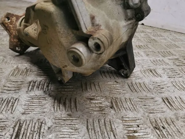 Nissan Verteilergetriebe OEM AMD187671 - Gebraucht image 3