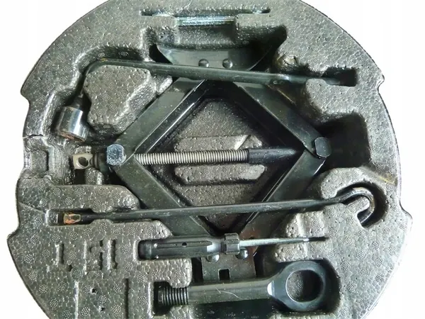 Kit d'outils pour Hyundai i30 II 2012-2017 OEM 09149-A6000 image 2