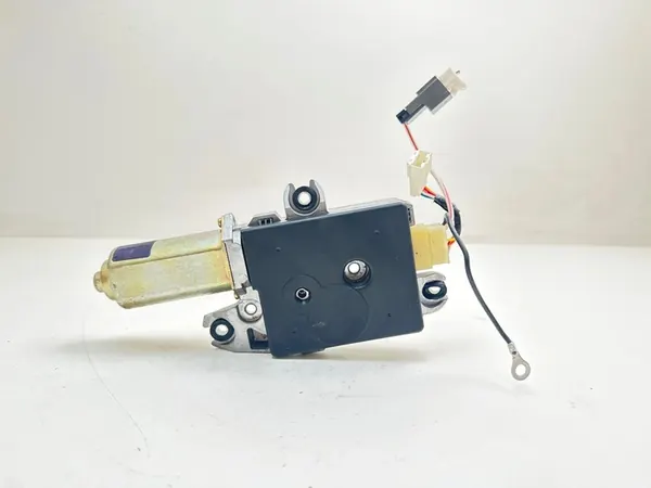 Zonneklep Motor Nissan X-Trail T30 2005 MTL18851 image 1