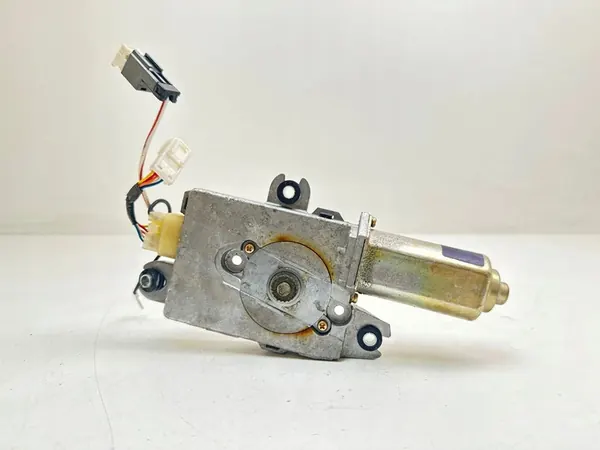 Zonneklep Motor Nissan X-Trail T30 2005 MTL18851 image 2