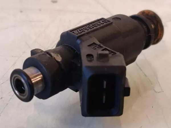 Inyector de combustible 5.5 V8 Kompressor Mercedes image 3