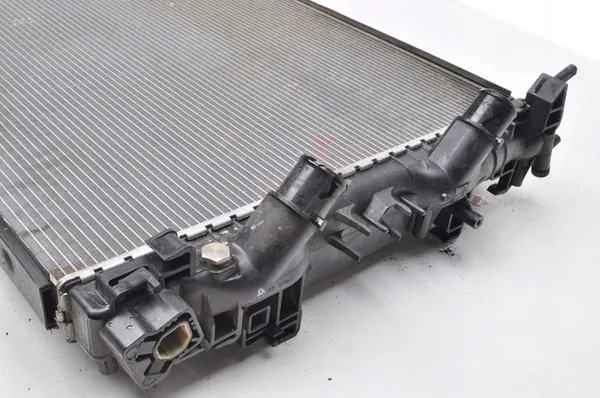 MASERATI LEVANTE 3.0 Radiador de Agua 670107326 image 4