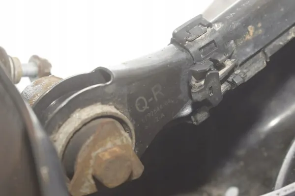 OEM 6792522 Taka-oikea pyörännapa BMW 3 TOURING:lle image 6