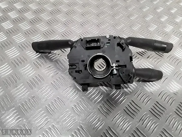 Fiat Linea Kytkin OEM AM-509903 - Käytetty Osa image 5