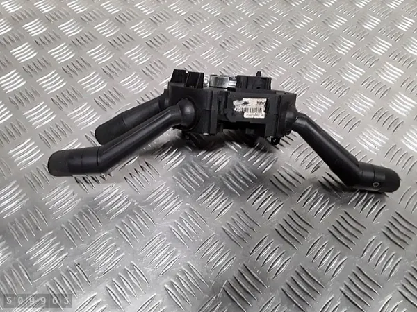 Fiat Linea Kytkin OEM AM-509903 - Käytetty Osa image 7