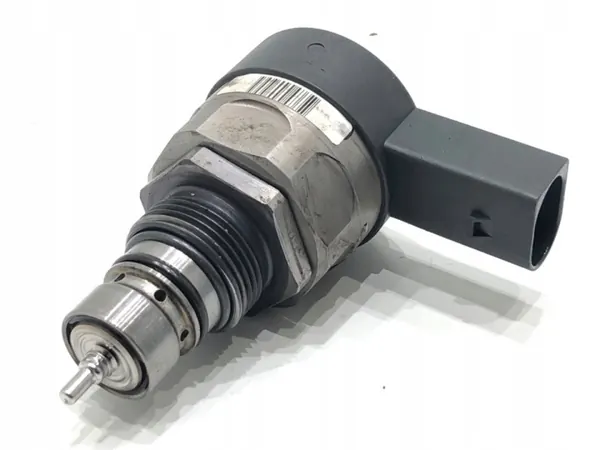 Régulateur Pression Carburant OEM 0281006886 BMW G30 2.0 image 2