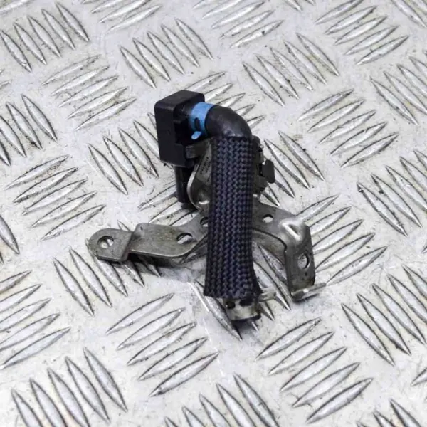Sensor pressão combustível OEM J3P39V449BA Land Rover image 3
