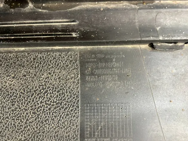 OEM 87753-J7900 Cache de Seuil Gauche Kia Ceed III GT image 7