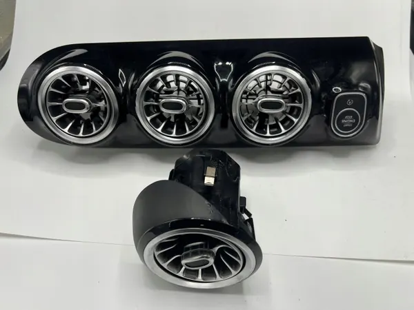 Grelha ventilação Mercedes Classe A W177 OEM A1776809800 image 2