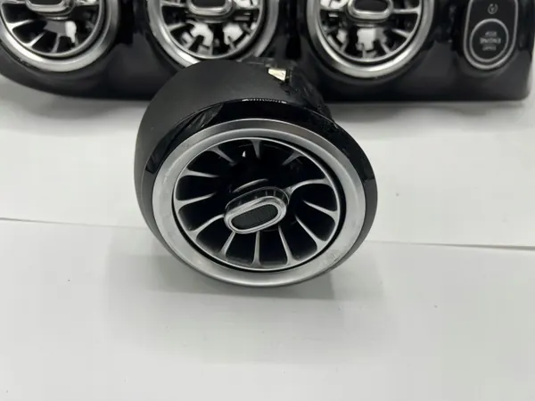 Grelha ventilação Mercedes Classe A W177 OEM A1776809800 image 4