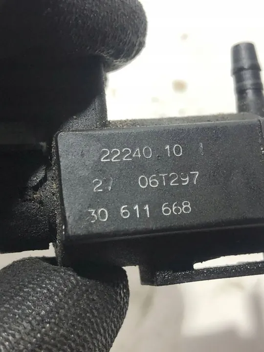 Válvula eletromagnética VOLVO XC90 I 2.4L diesel 2004 image 4