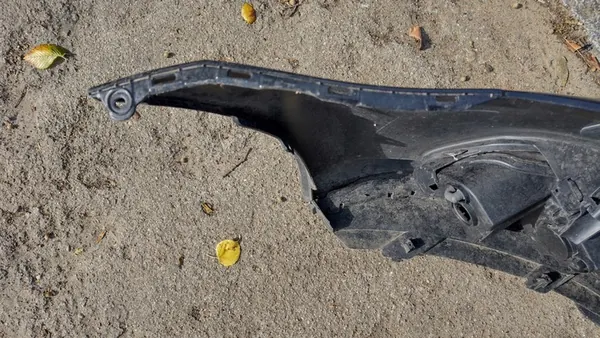 Paraurti anteriore Volkswagen VW Polo 6C Lift 14-17 image 6