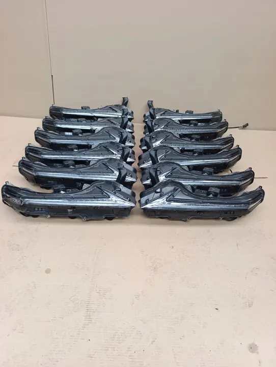 Farol DRL LED Lexus NX Direito Esquerdo 2014- NJBBHJU image 1