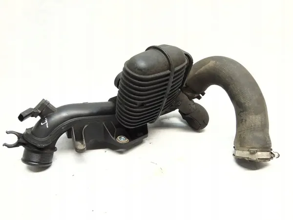 Luftresonatorrohr Audi 2.0 TFSI A4 B8 A5 2007- image 2