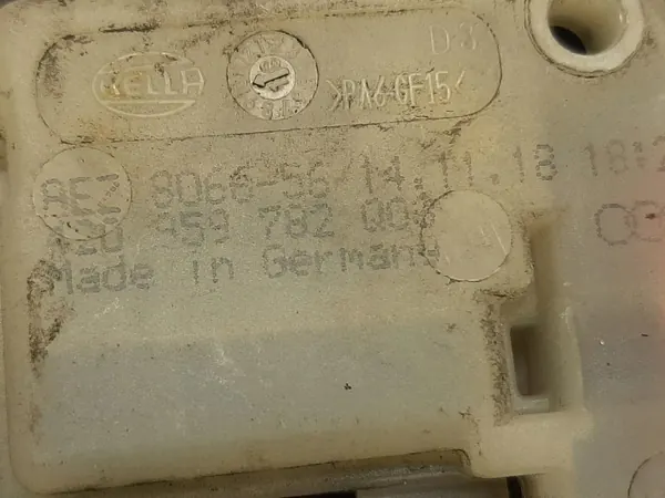 Audi OE 420959782 Actuador de Cierre de Puerta Trasera - Usado image 6