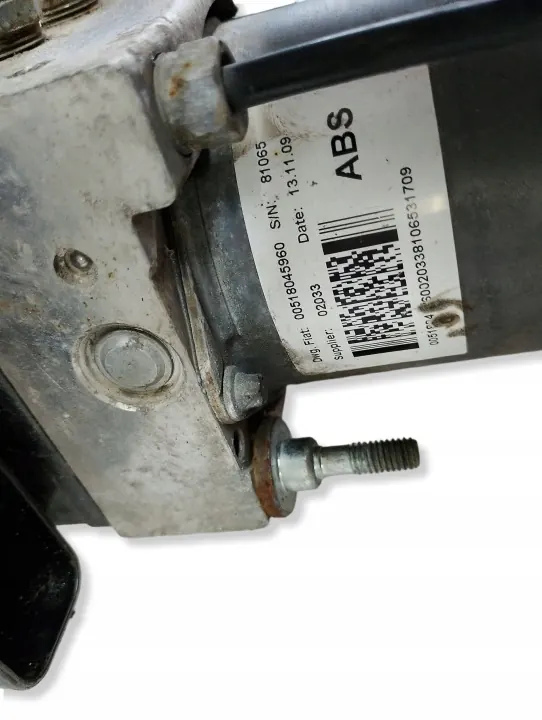 Fiat ABS-rempomp OEM 51804598 - Gebruikt image 3