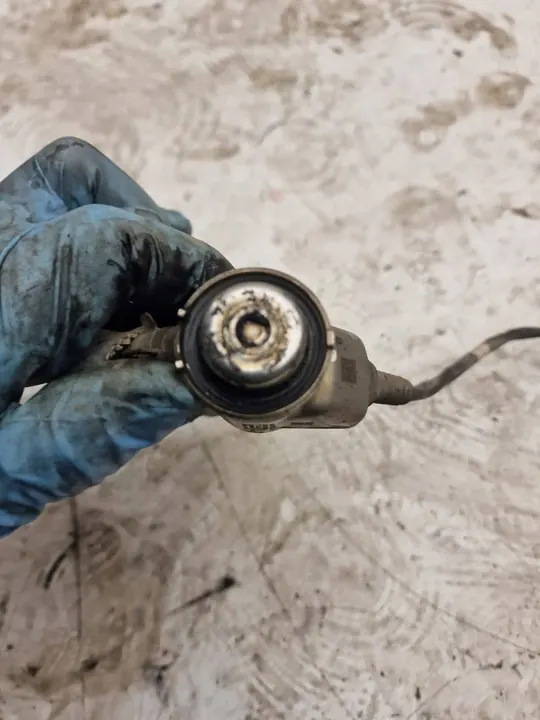 Injecteur AdBlue Volkswagen Touareg II image 4