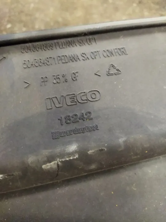 Marchepied Cabine Gauche Iveco Stralis OEM 504067512 image 5