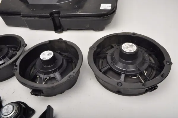 Bang & Olufsen Kaiuttimet OEM 204034 Audi A5 8T:lle image 9