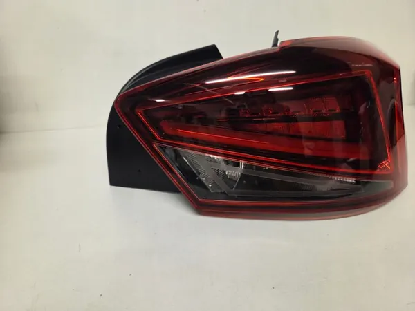 Luz Trasera Derecha Ibiza V LED 6F0945208H image 2