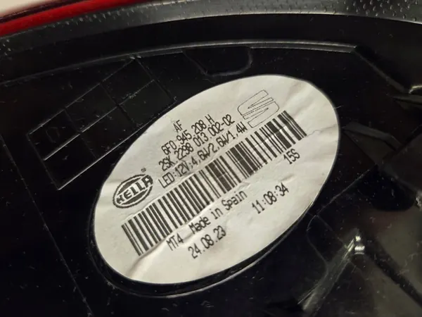 Luz Trasera Derecha Ibiza V LED 6F0945208H image 8