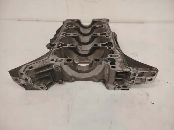 Öljypan OEM 55569916GC Opel Astra 1.6CDTI:lle image 5