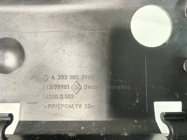 Framstötfångarens stöd Mercedes C W203 OEM A2038850965 image 2