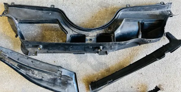 Mercedes W124 Coupé Aurinkosuoja OEM 1246204278 image 4