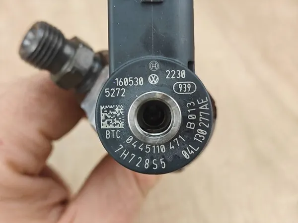 Inyector combustible OEM 04L130277AE para Audi A6 C7 2.0 TDI image 5