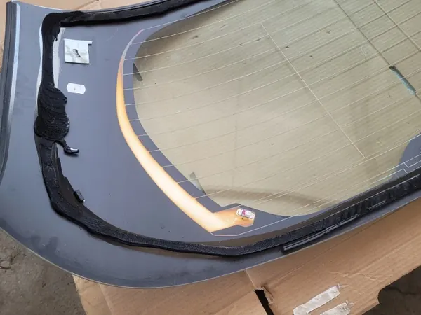 Toyota Yaris IV 5D 2020 Achterklep Glas OEM image 7