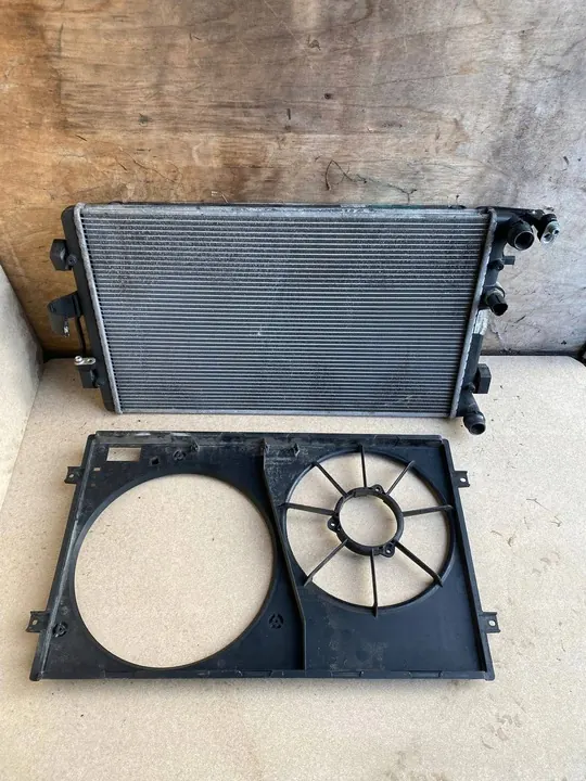 Volkswagen Golf V Kylare 1J0820411D image 3