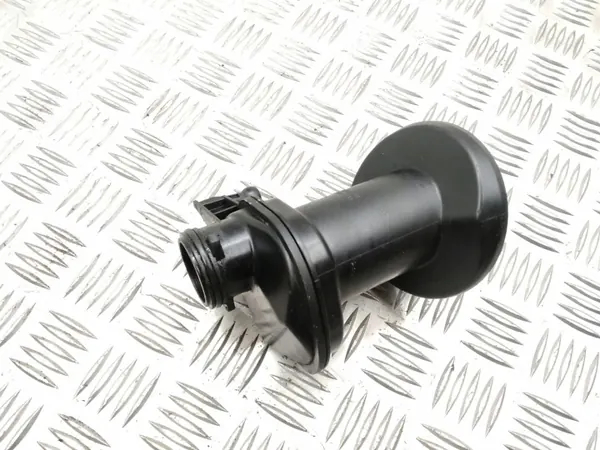 BMW Öljytäyttökorkki OEM 7810587 2.0D moottoriin image 3
