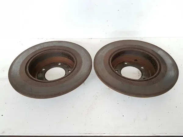 Disco de freio traseiro Mitsubishi ASX 2010 4615A121 image 3