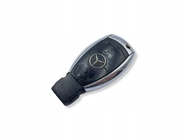 Mercedes-avain OEM UHP2237 - 2 Näppäintä Hopea Käytetty image 3