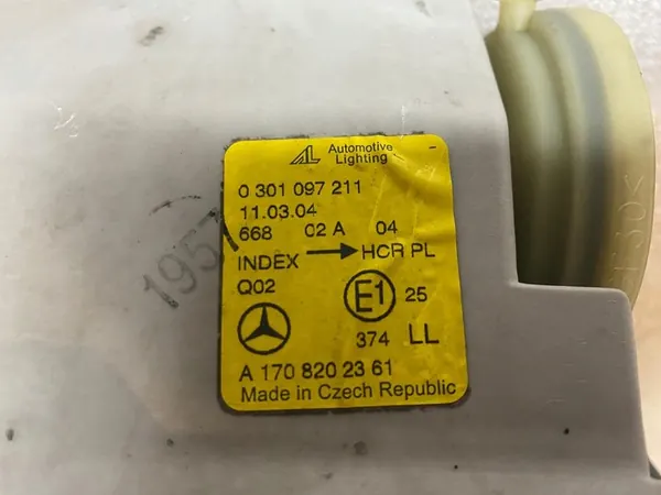 MERCEDES SLK R170 Linker koplamp H7 image 10