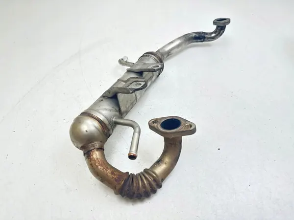 2005 Toyota Corolla Verso AR10 Refroidisseur EGR MTL18466 image 2