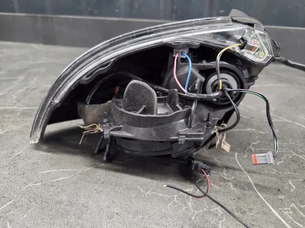 Vasen peilinpidike OEM stelarz lusterko lewe audi a4 b9 12 pin image 4