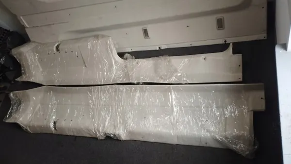 Traverse arrière OEM PODSUFTKA TYLNA L3H2 image 6