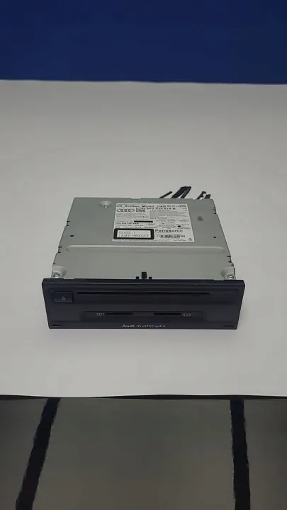 Audi SD-kaartlezer OEM 8V0035874B voor A3/S3/RS3 image 2