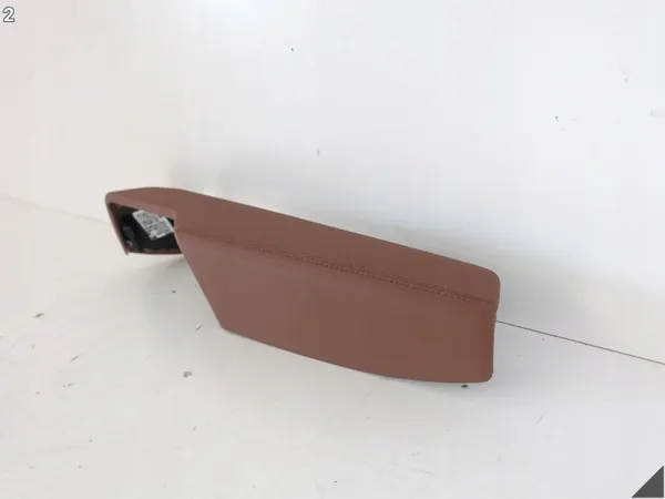 Apoio de braço porta dianteira esquerda OEM 66537957 - Audi Q3 83A image 3