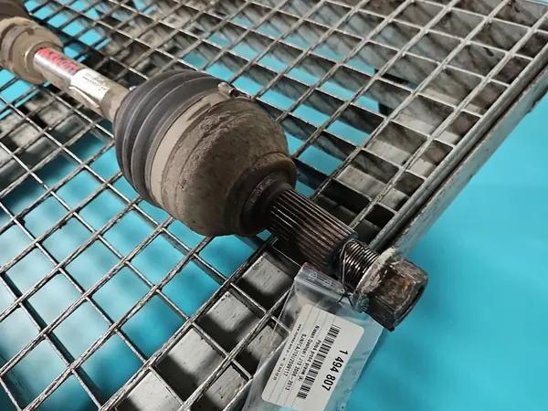 Fram höger drivaxel Nissan Qashqai I J10 06-13 image 3